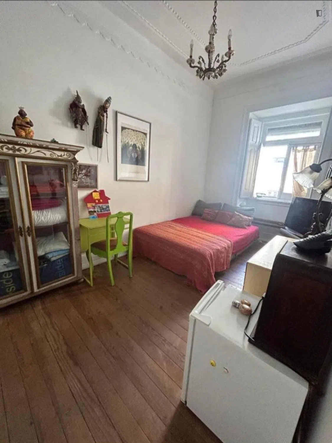 Sea-view apartment in Ferragudo with balcony