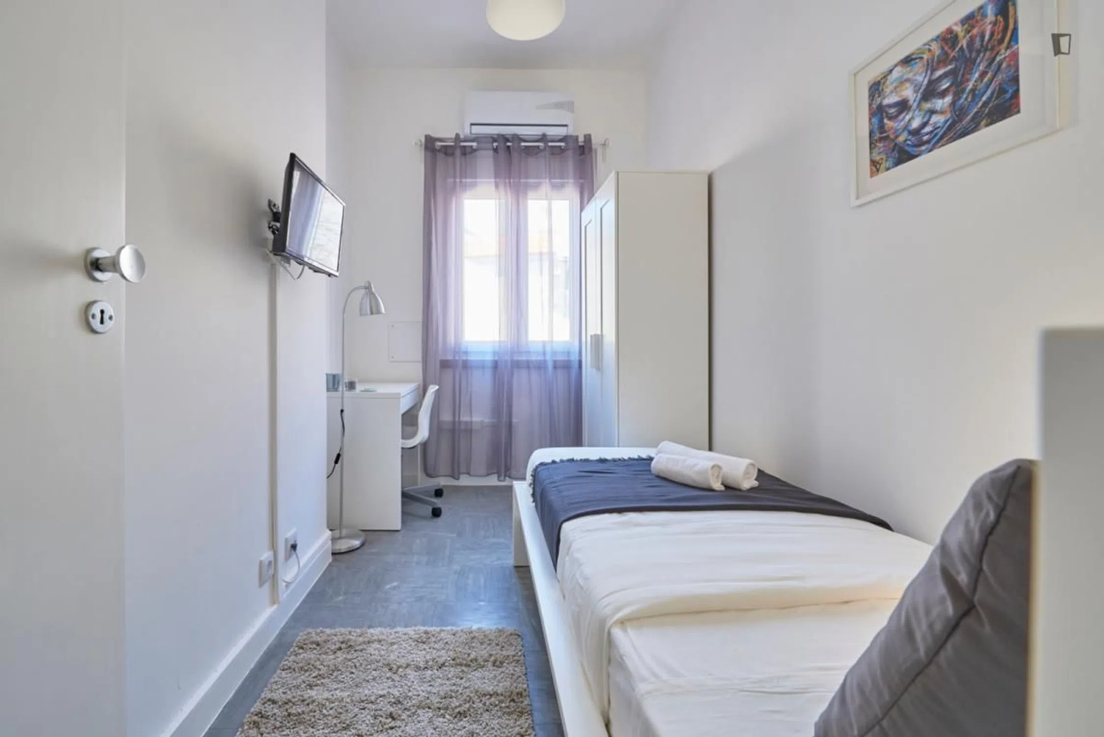 Sea-view apartment in Tavira walkable to cafés