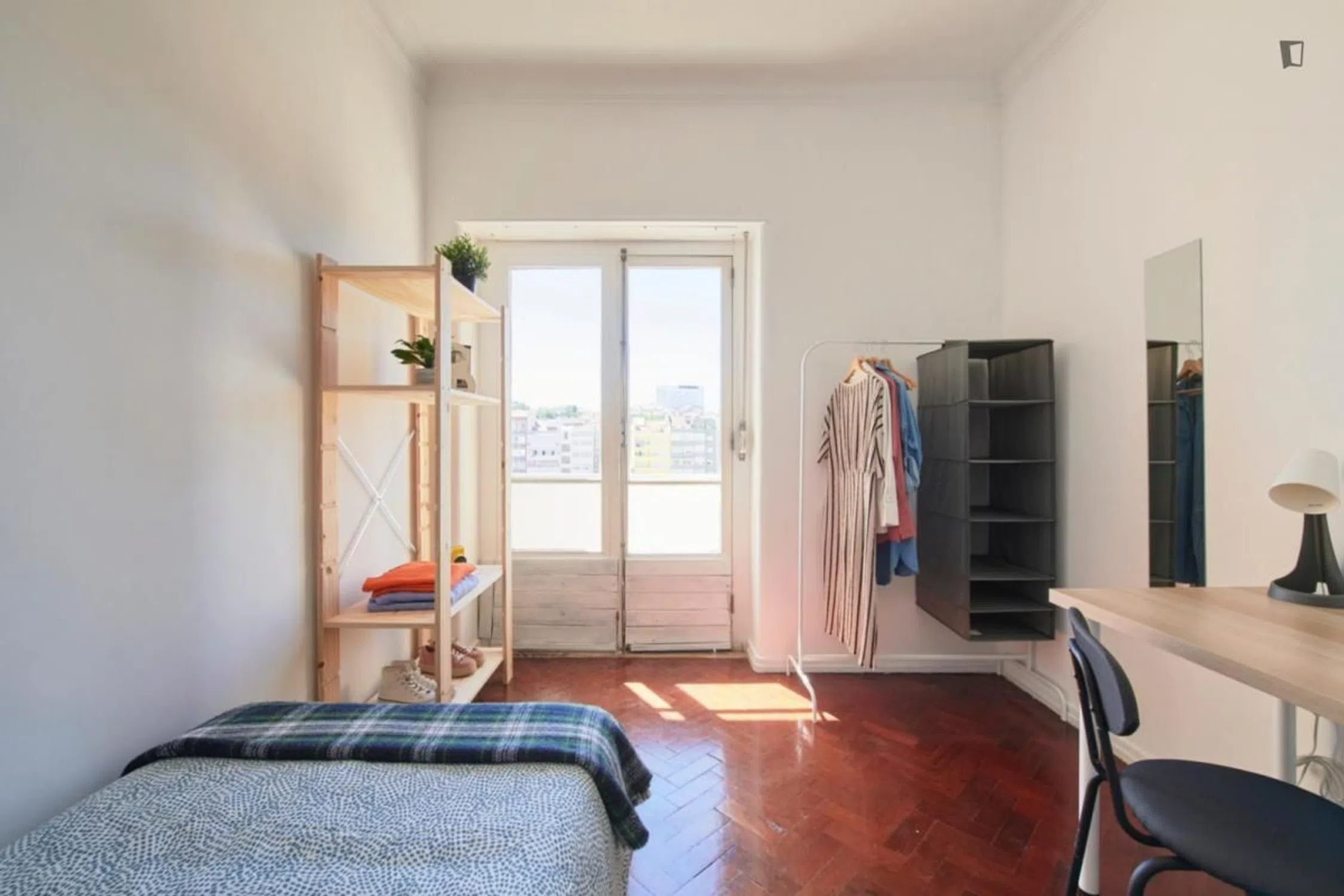 Flat in Almancil close to transport